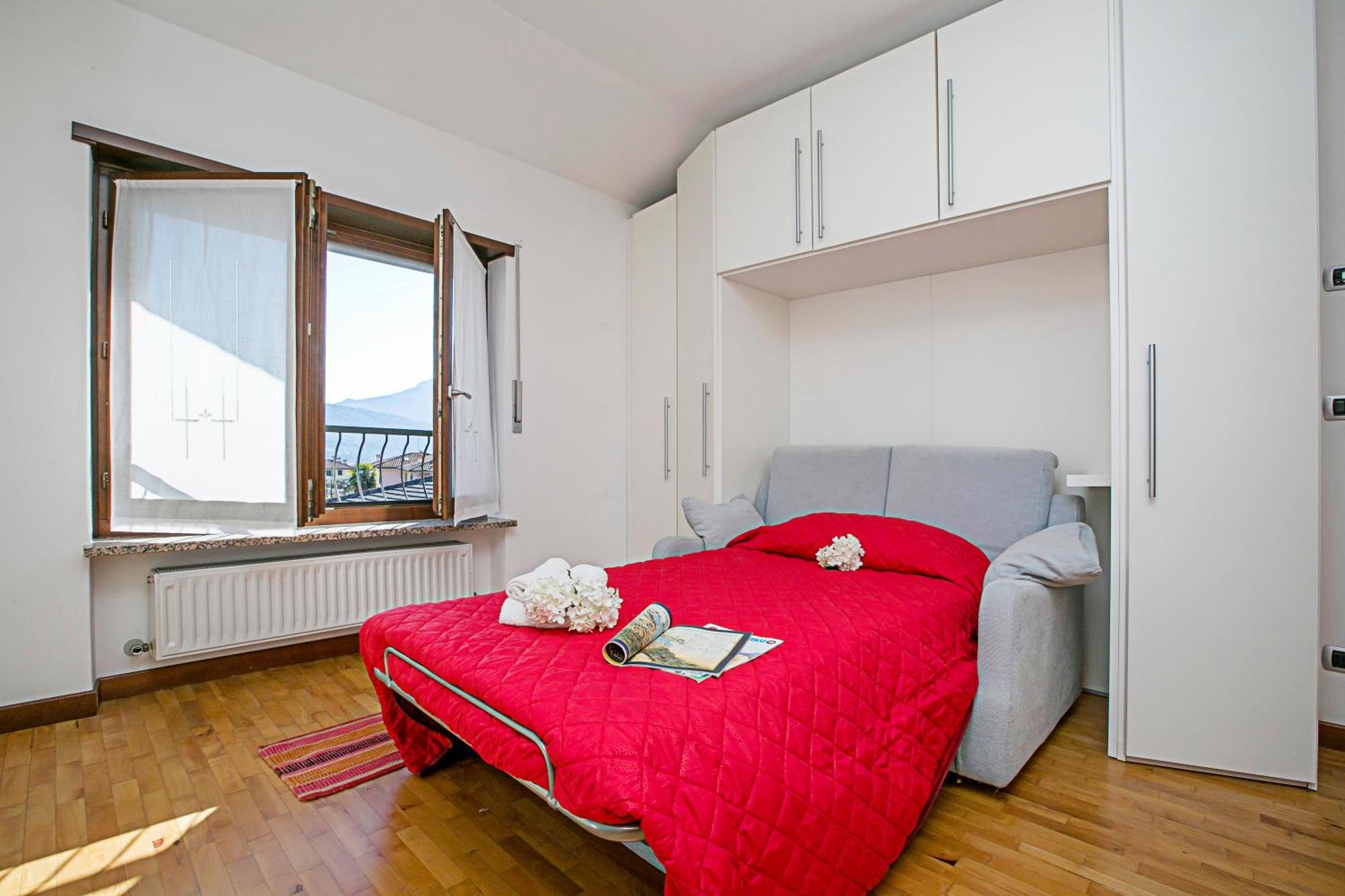 Paulie Apartment - Happy Rentals Riva del Garda Eksteriør billede